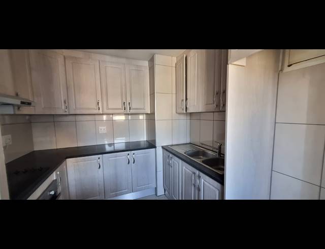 3 BEDROOM FLAT FOR SALE IN NORTH BEACH